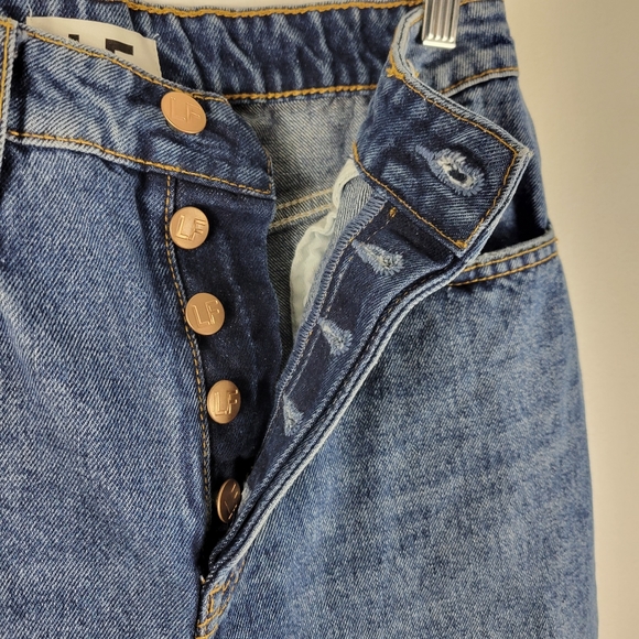 Lovers + Friends Reece Vera Cruz Distressed Button Fly Slim Straight Ankle Jeans - Picture 8 of 16